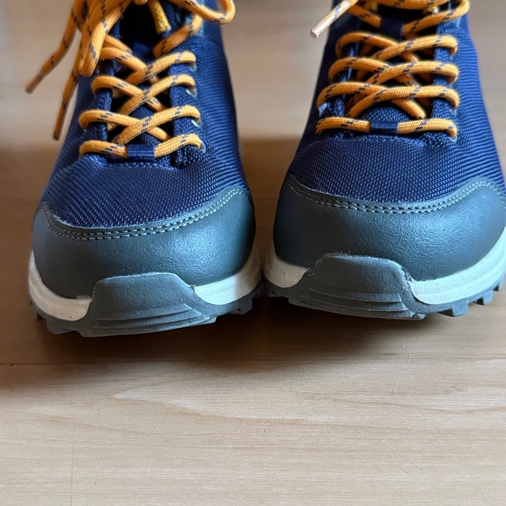 BIG BOY DAWSON LACE UP ALL IN MOTION WINTER BOOTS SIZE 4 NAVY ORANGE HIGH TOPS